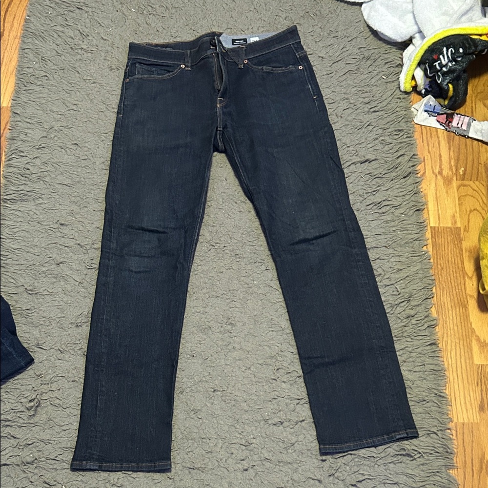 Classic Black Straight Men's Jeans